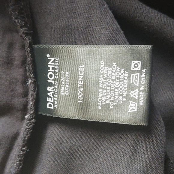 DEAR John Joggers - Picture 7 of 7